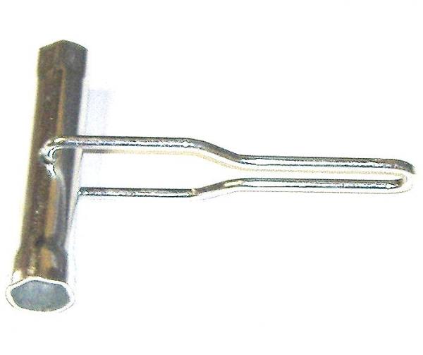 Spark plug wrench