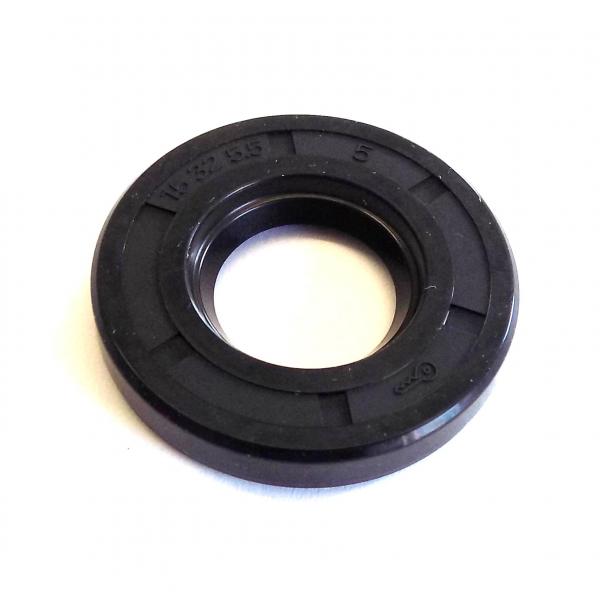 Shaft seal ring 15 x 32 x 5,5 DG