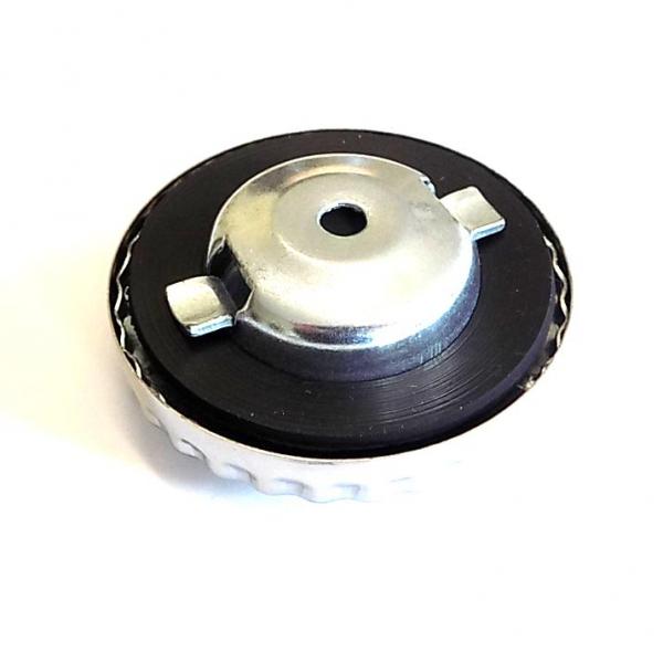Universal tank cap 38 mm, chrome-plated