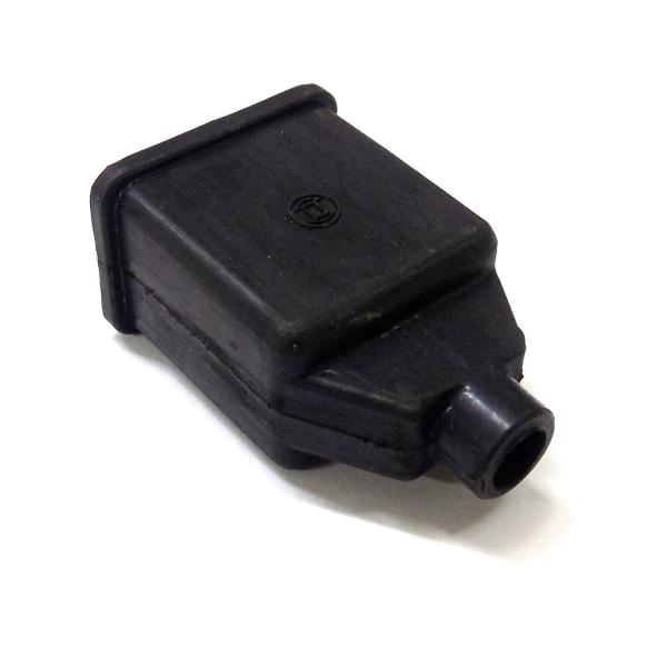 Rubber cap for plug